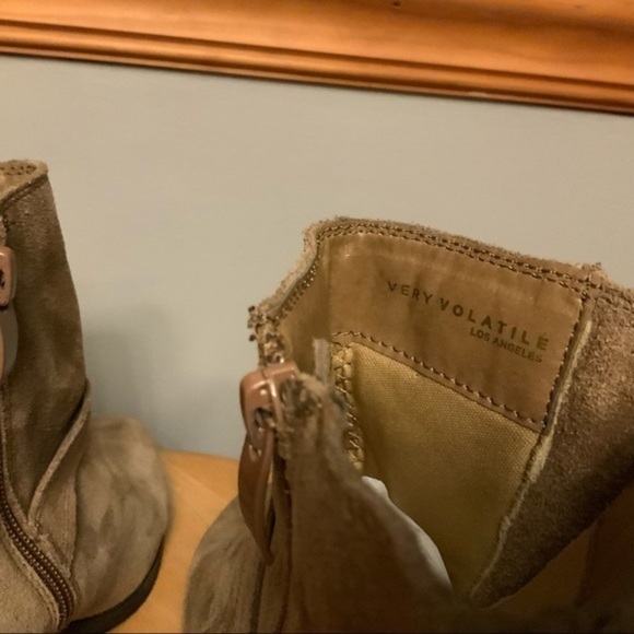 Very volatile Suede melina ankle boots 7.5 - Picture 10 of 13